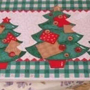 New Set of 6 Vinyl Christmas Holiday Placemats